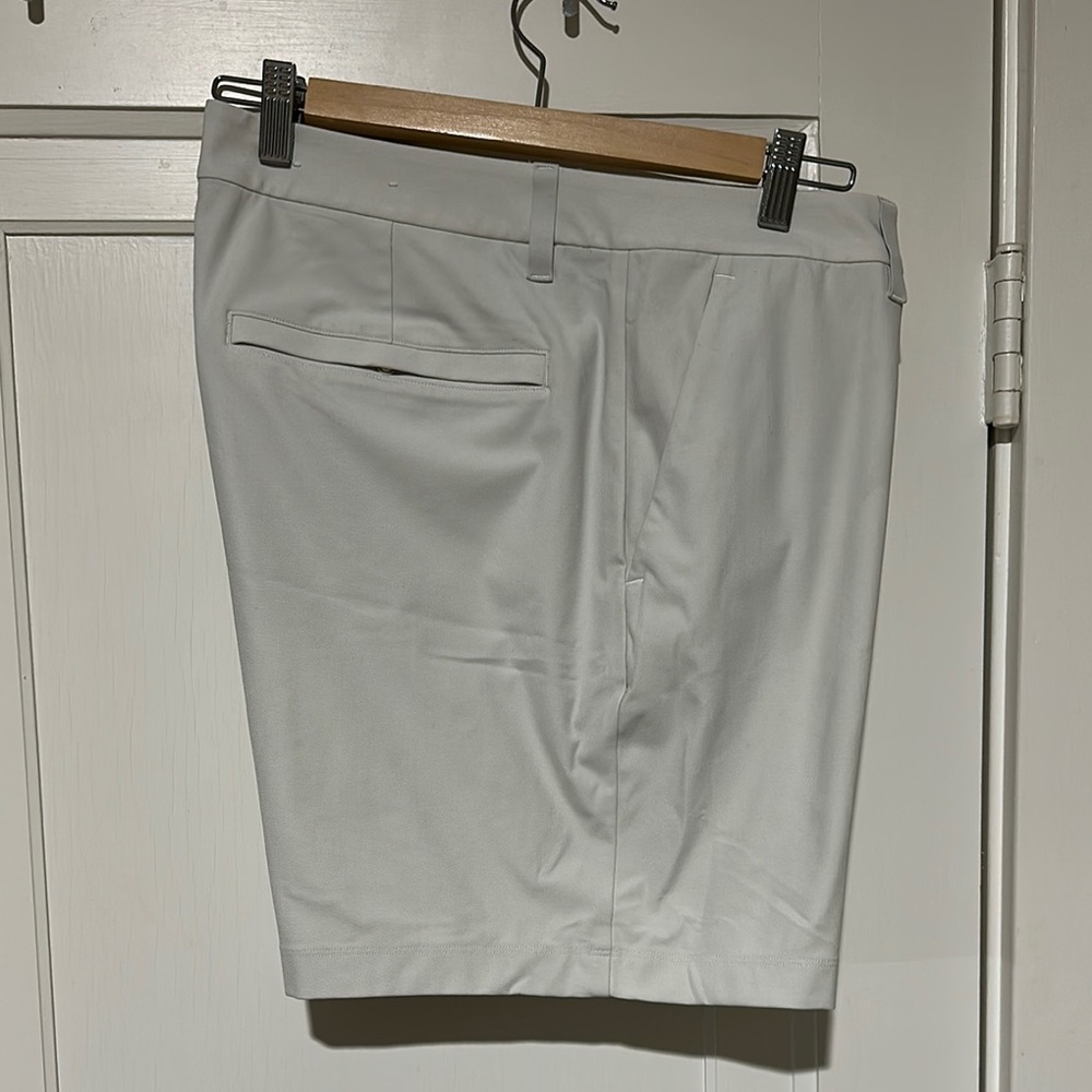 Gray Flat Front Tailored Shorts for Versatile Wear